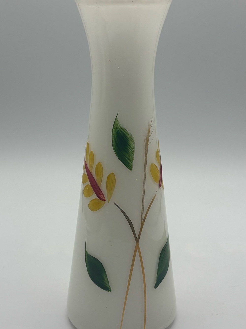 Bartlett Collins White Glass Hand Painted Yellow Flower Vase Gold Accents
